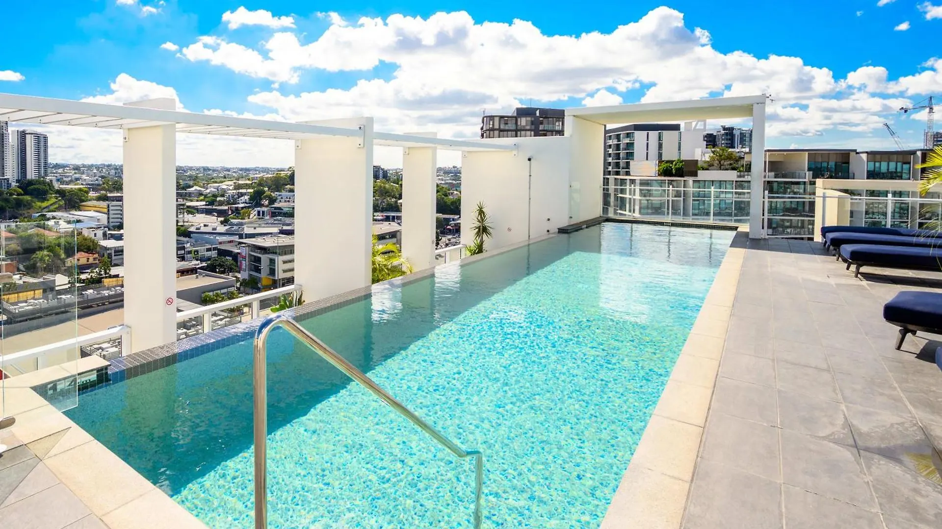 City Oasis Stylish Apt With Gym Rooftop Pool Brisbane 0*,