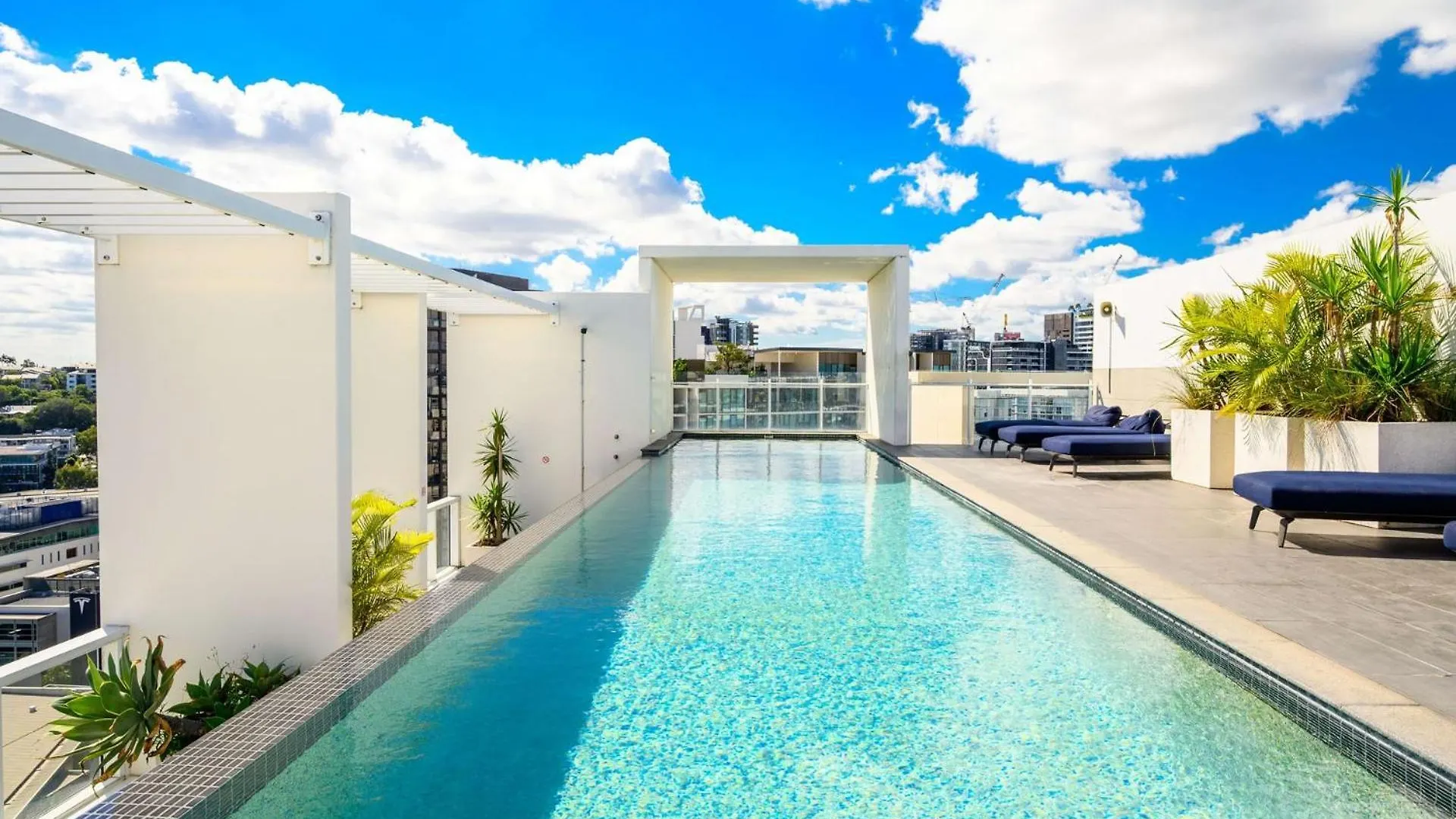 Apartment City Oasis Stylish Apt With Gym Rooftop Pool Brisbane